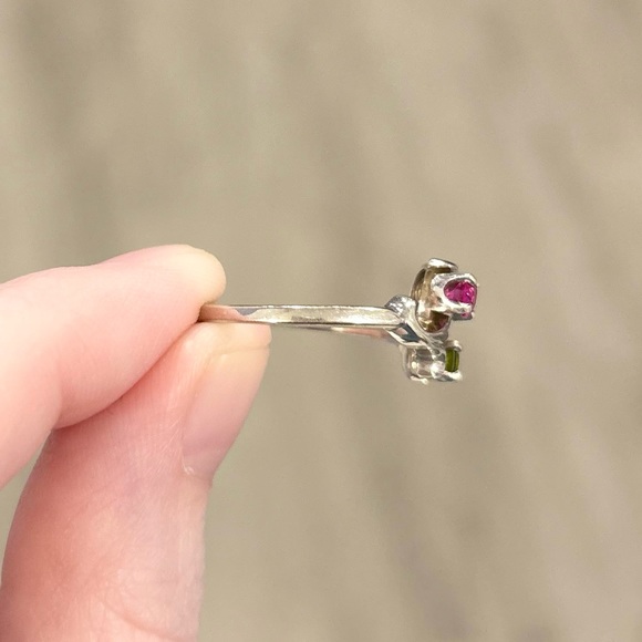 14K Rainbow Spinel red blue green gemstone cluster vintage white gold ring - Picture 8 of 12